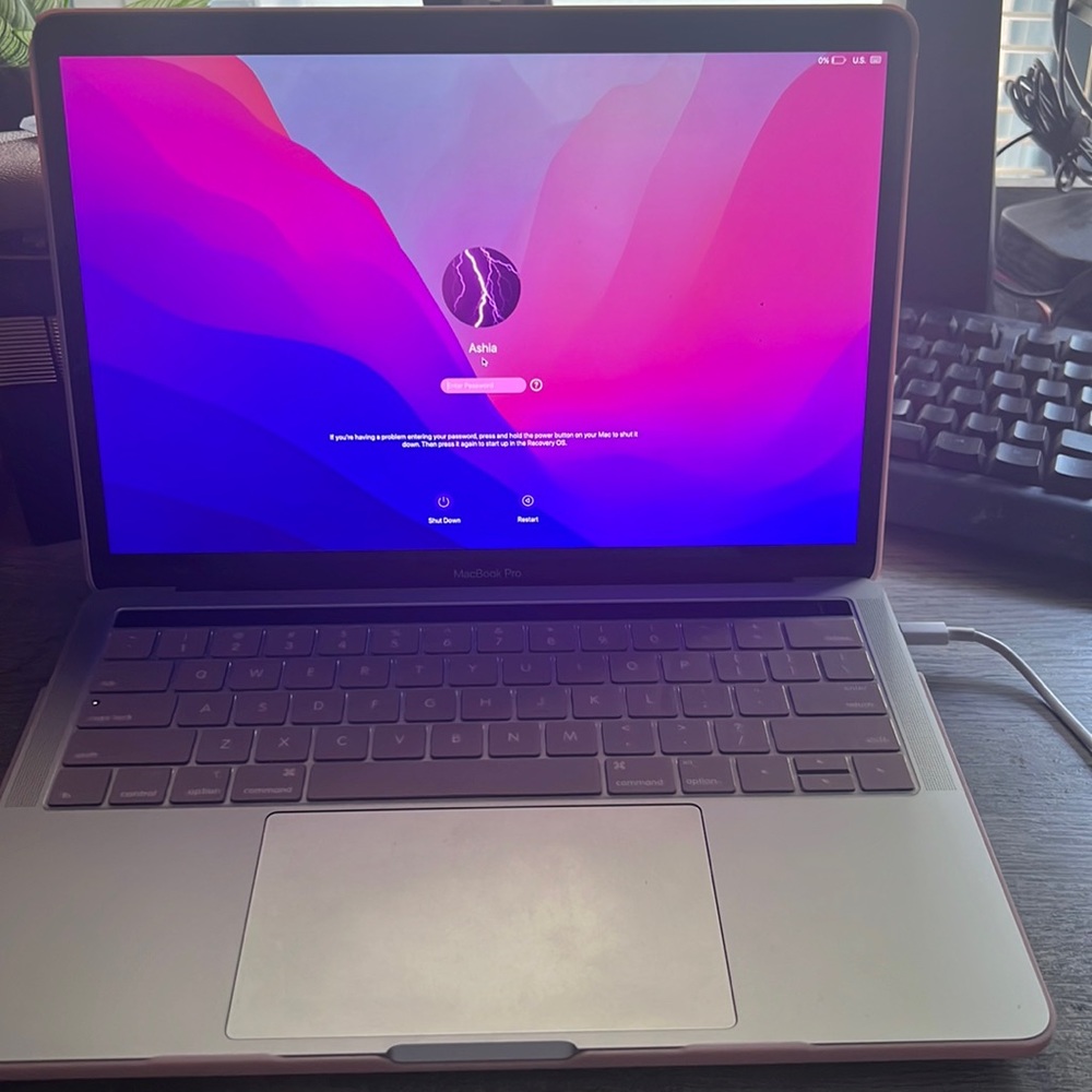 Macbook Pro 13”